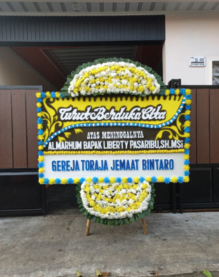 Papan Bunga Duka di Windesi